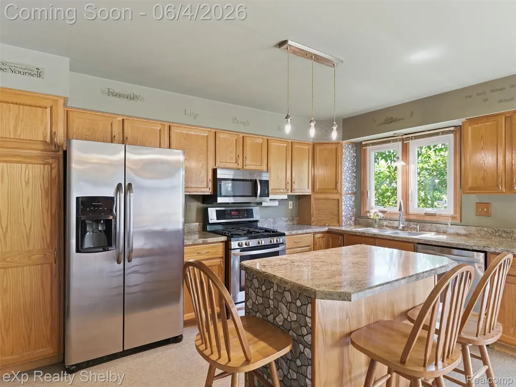 4154 Union Dryden Village MI 48428
