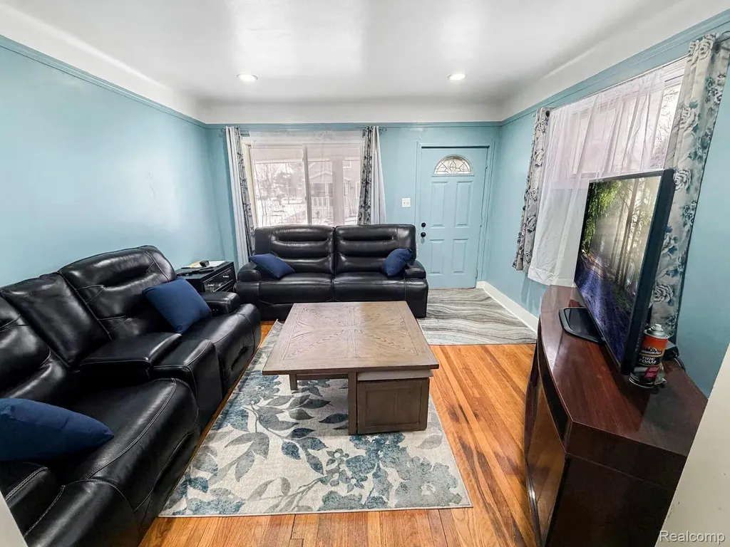 8805 Whitlock Avenue Dearborn City MI 48126