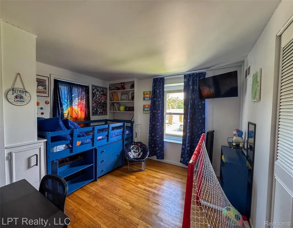 16282 Truwood Woodhaven City MI 48183