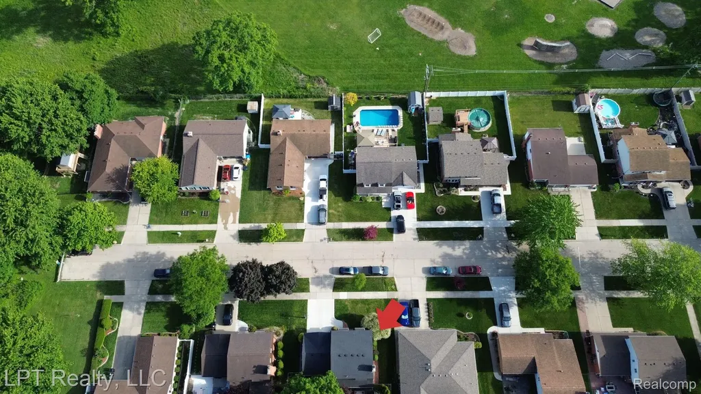 16282 Truwood Woodhaven City MI 48183