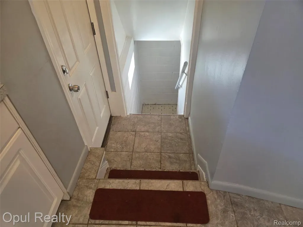 13520 Fenton Redford Charter Township MI 48239