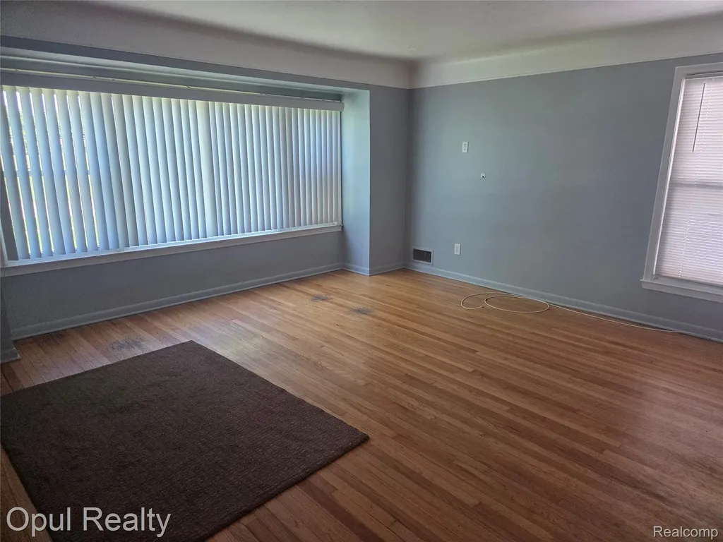 13520 Fenton Redford Charter Township MI 48239