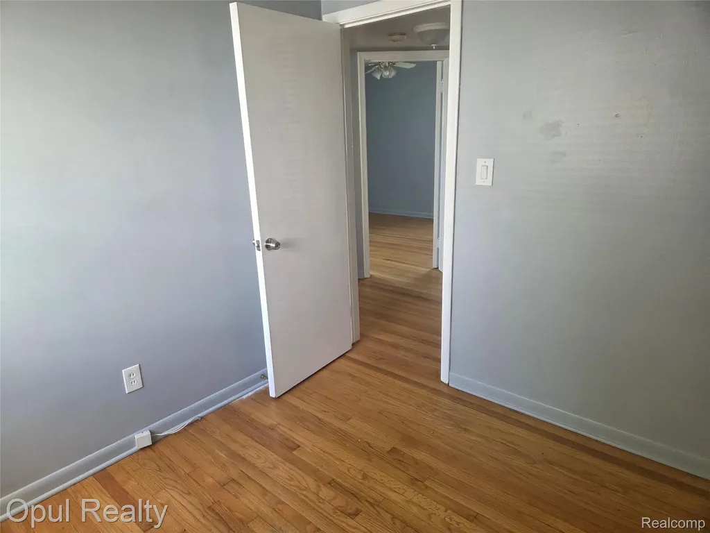 13520 Fenton Redford Charter Township MI 48239