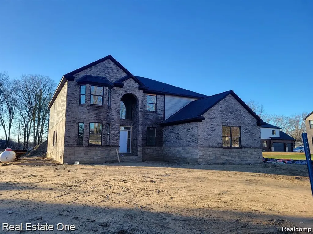 33 Paragon Drive Troy City MI 48098