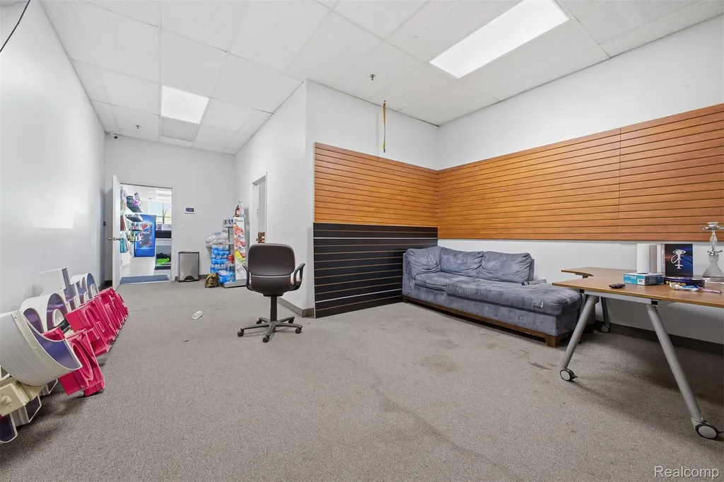24303 Halsted Road Farmington City MI 48335