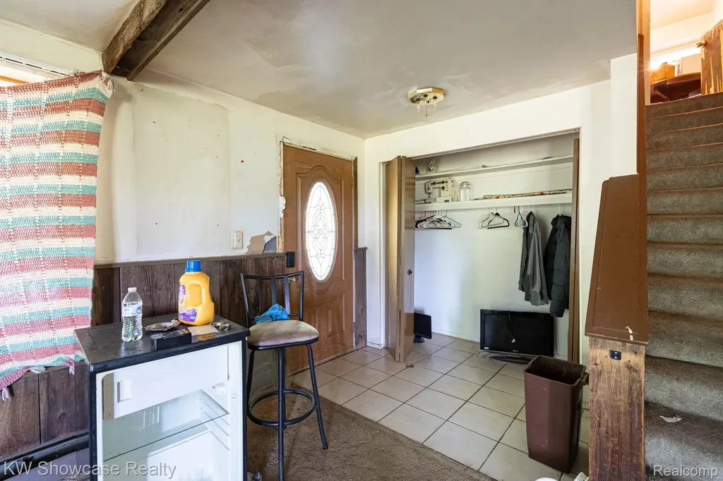 820 Clara Street Commerce Charter Township MI 48390