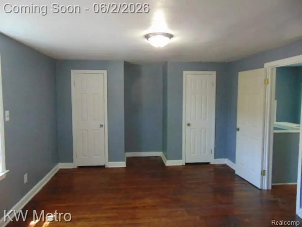 14813 Grandville Avenue Detroit City MI 48223