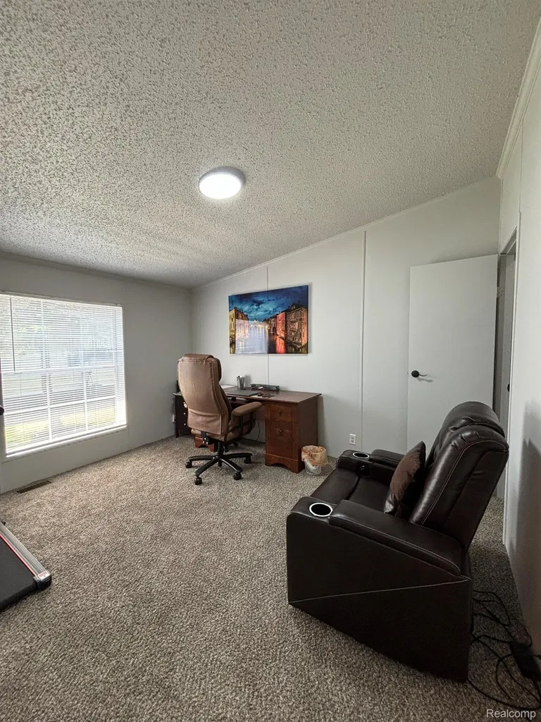 46 Bellwood Swartz Creek City MI 48473
