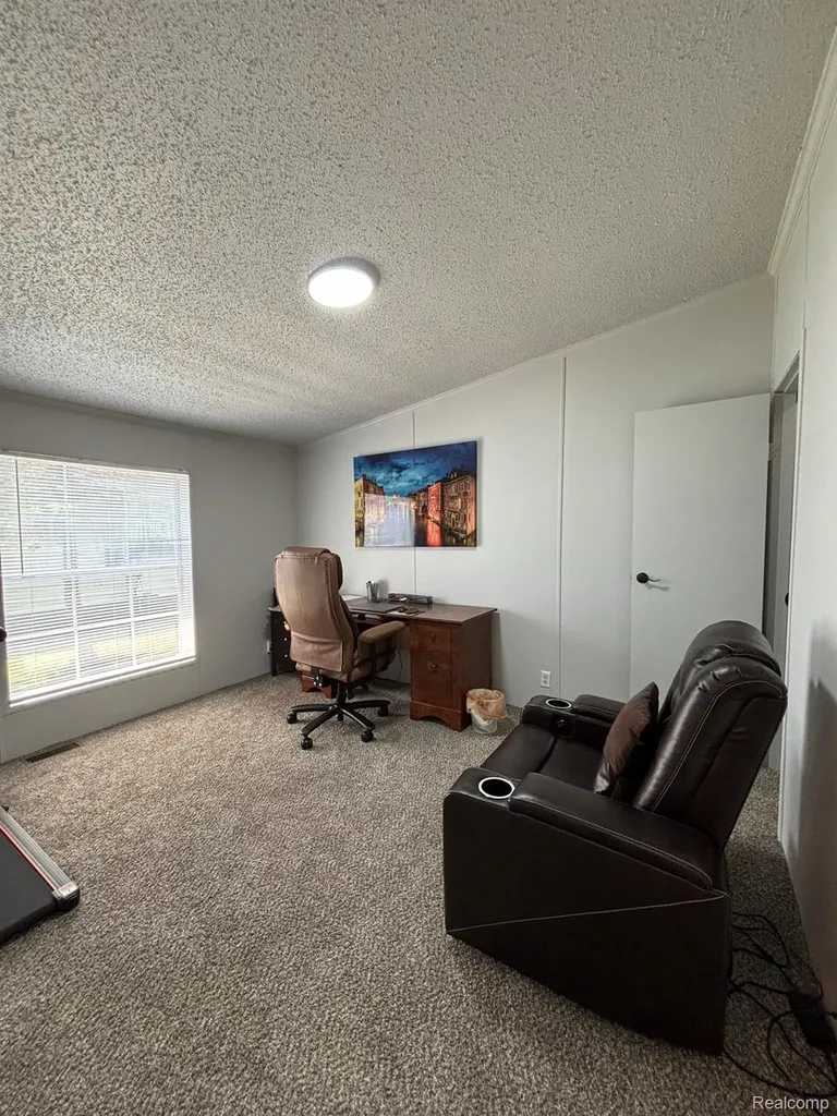 46 Bellwood Swartz Creek City MI 48473
