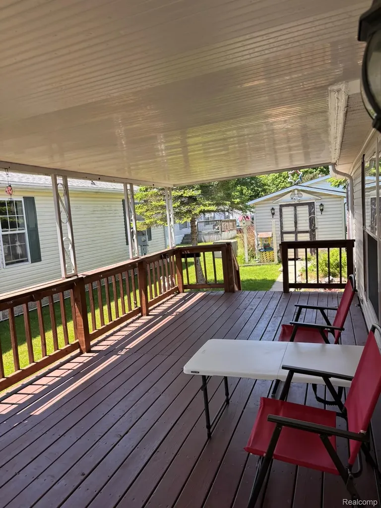 46 Bellwood Swartz Creek City MI 48473