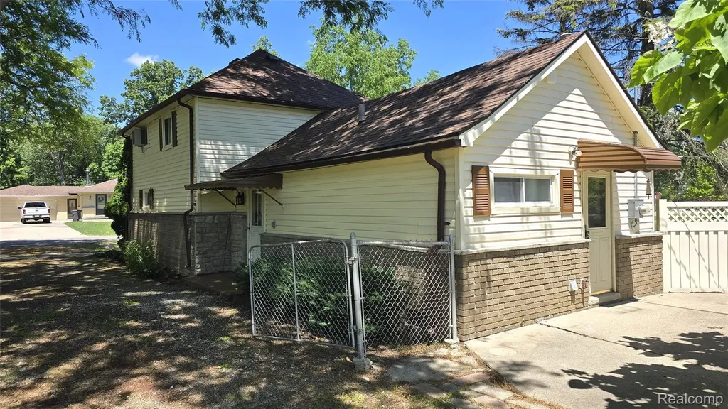 7993 Church Road Grosse Ile Township MI 48138