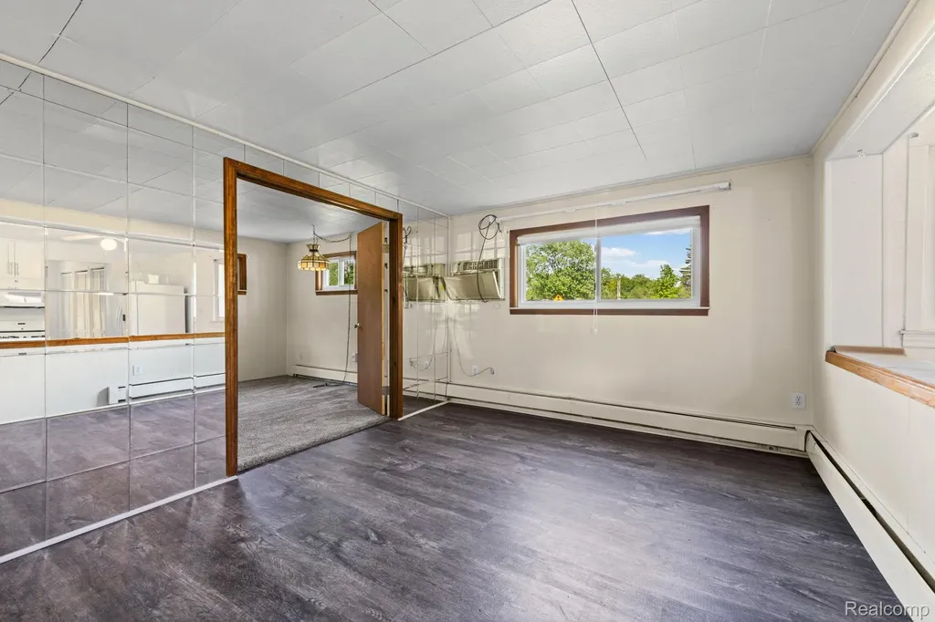 7993 Church Road Grosse Ile Township MI 48138