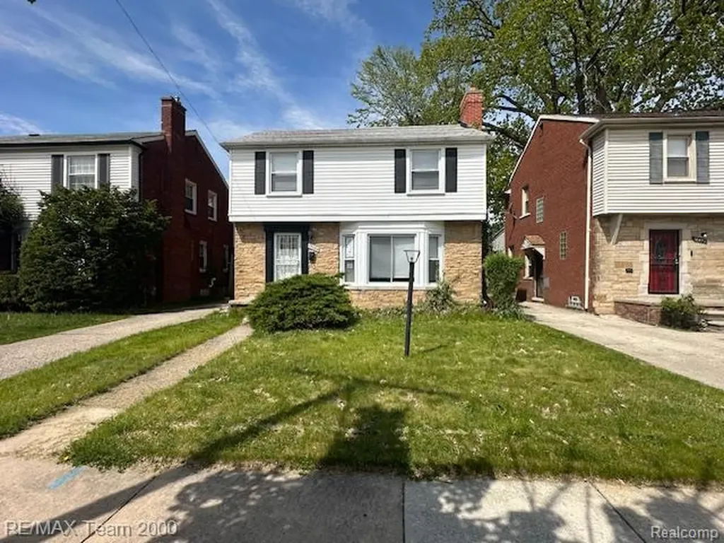 18453 Lauder Street Detroit City MI 48235