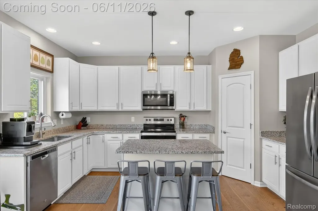 14172 Burlwood Lane Van Buren Charter Township MI 48111