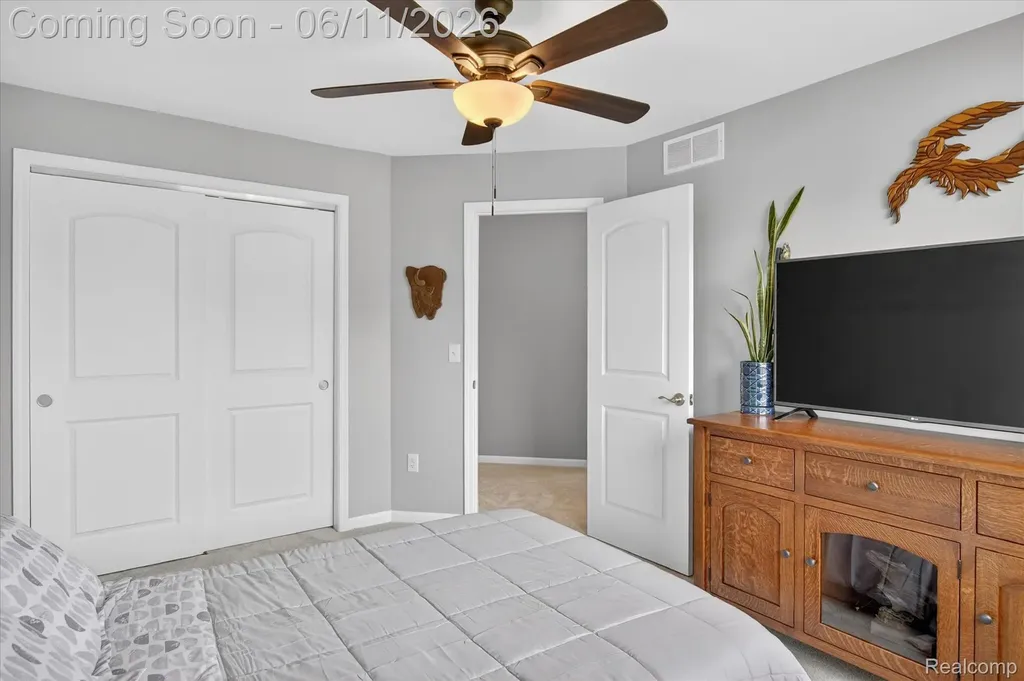 14172 Burlwood Lane Van Buren Charter Township MI 48111