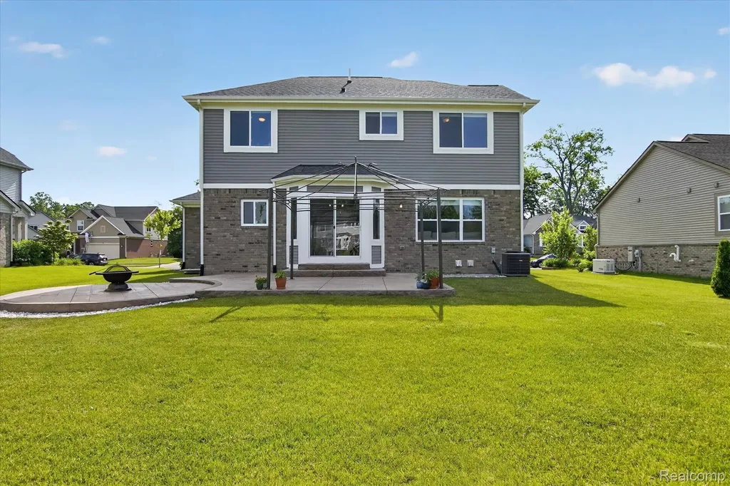 14172 Burlwood Lane Van Buren Charter Township MI 48111