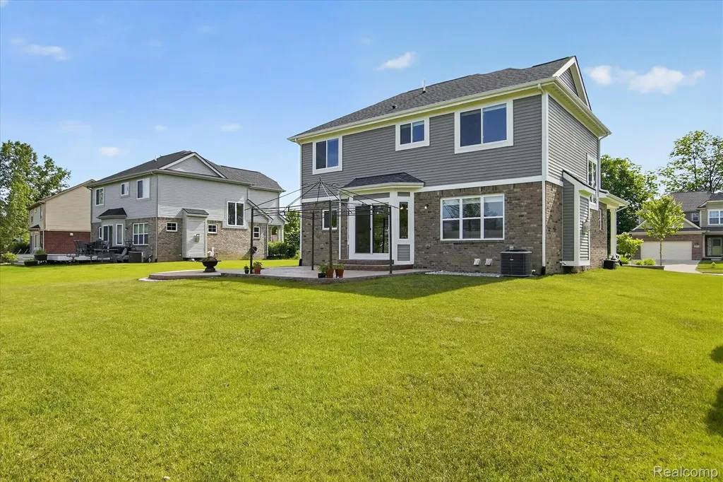 14172 Burlwood Lane Van Buren Charter Township MI 48111