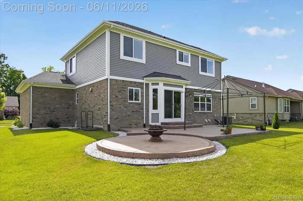 14172 Burlwood Lane Van Buren Charter Township MI 48111