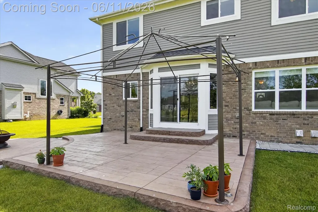 14172 Burlwood Lane Van Buren Charter Township MI 48111