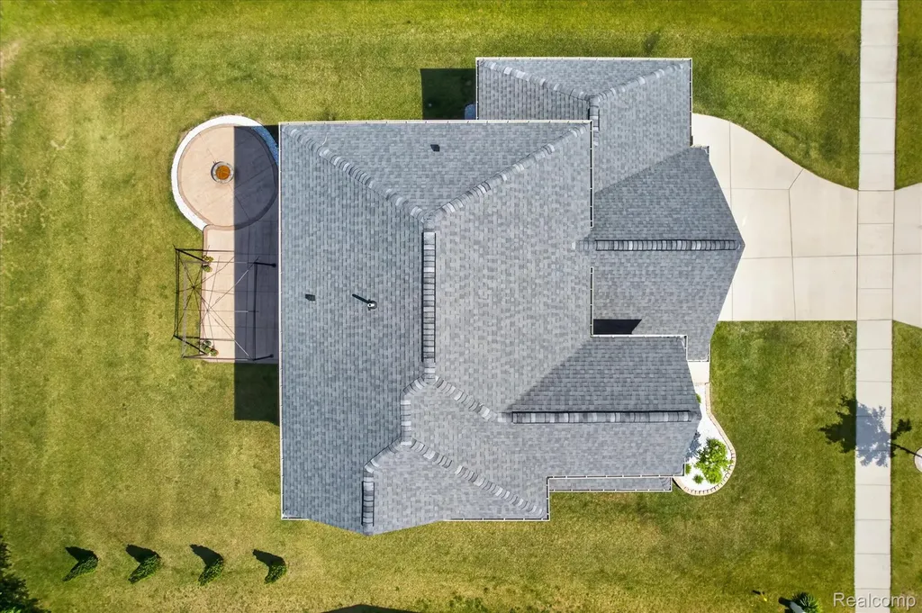 14172 Burlwood Lane Van Buren Charter Township MI 48111