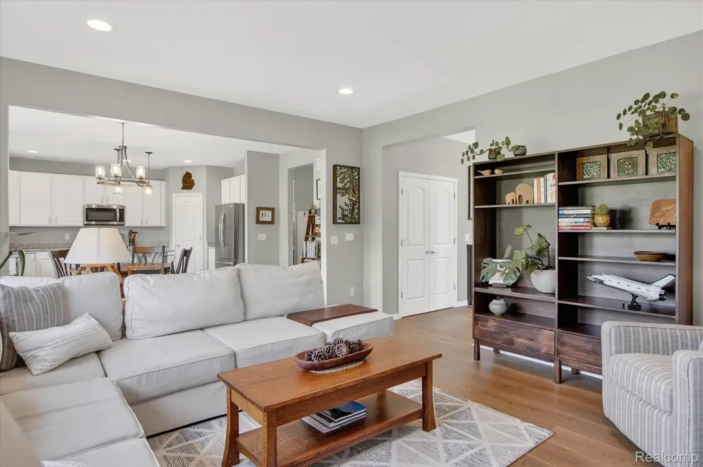 14172 Burlwood Lane Van Buren Charter Township MI 48111