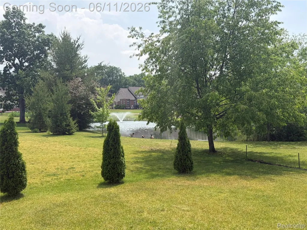 14172 Burlwood Lane Van Buren Charter Township MI 48111