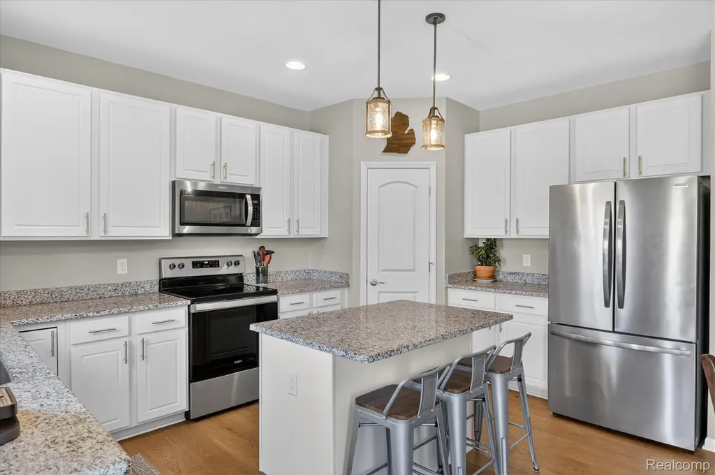 14172 Burlwood Lane Van Buren Charter Township MI 48111