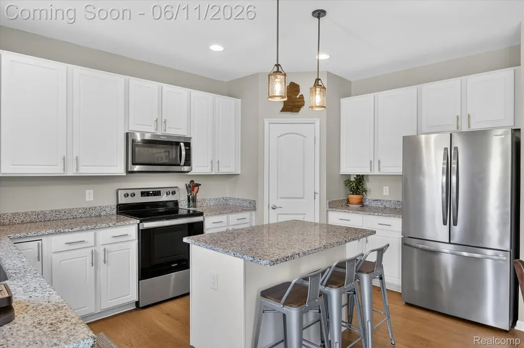 14172 Burlwood Lane Van Buren Charter Township MI 48111