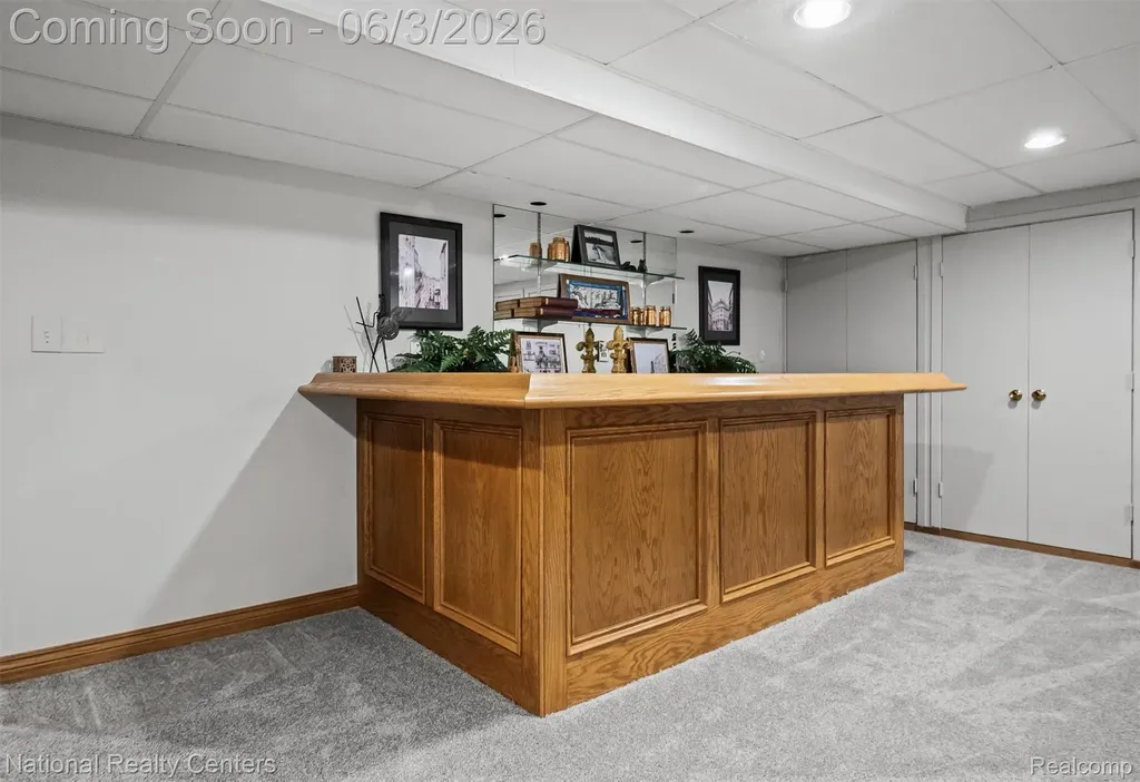 2203 Rochelle Park Drive Rochester Hills City MI 48309