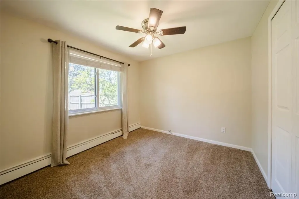 2363 Darnell Street Wolverine Lake Village MI 48390