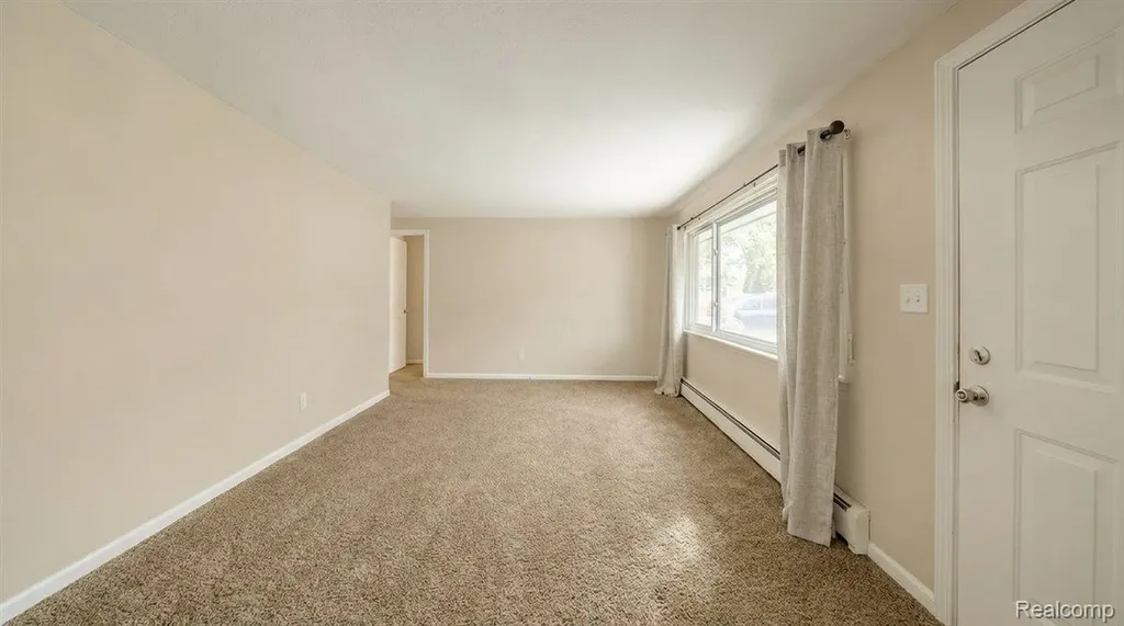 2363 Darnell Street Wolverine Lake Village MI 48390