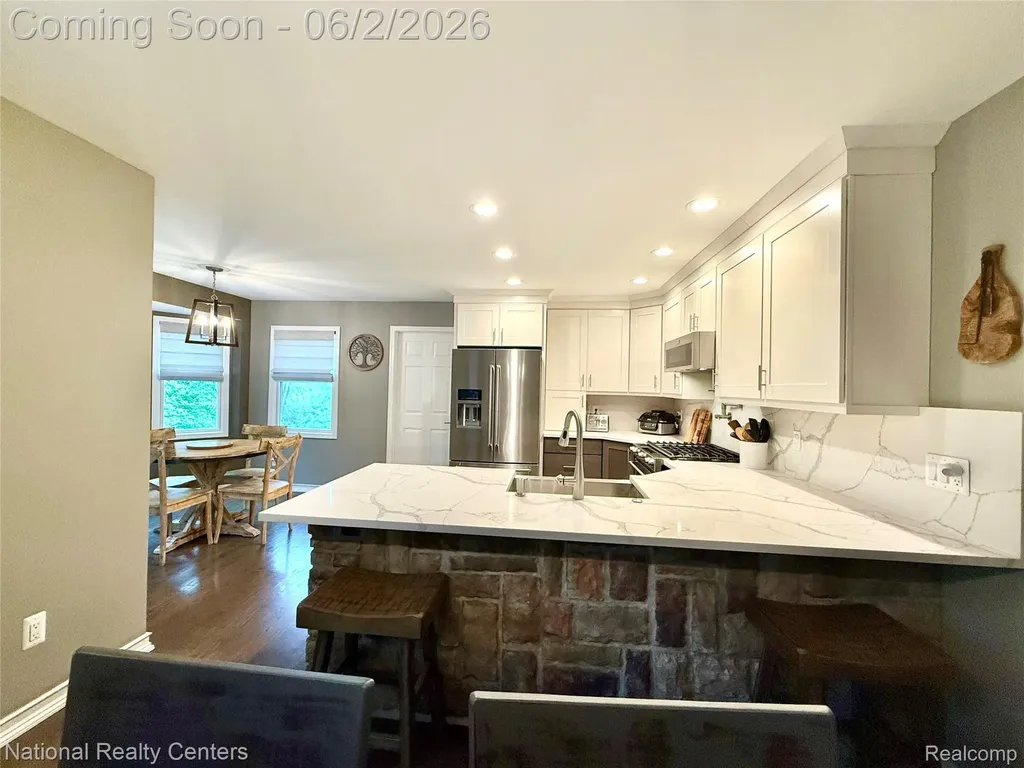 3452 E Highland Road Oceola Township MI 48843
