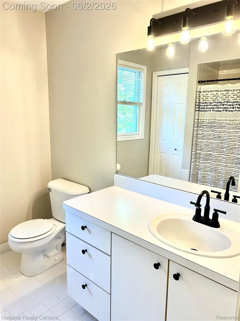 3452 E Highland Road Oceola Township MI 48843