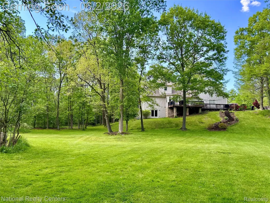 3452 E Highland Road Oceola Township MI 48843