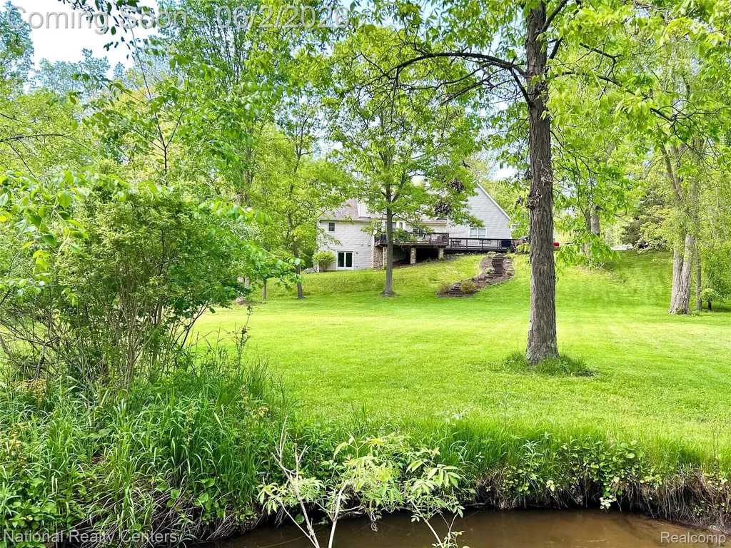 3452 E Highland Road Oceola Township MI 48843