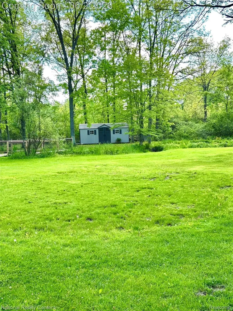 3452 E Highland Road Oceola Township MI 48843