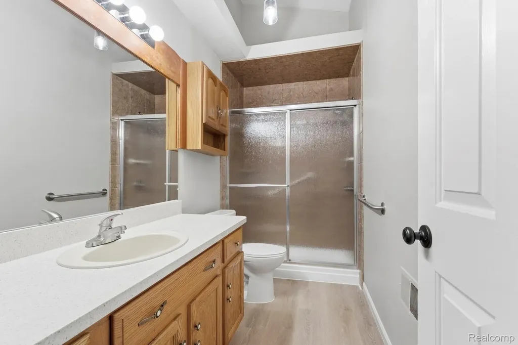 23449 Reading Court Brownstown Charter Township MI 48183