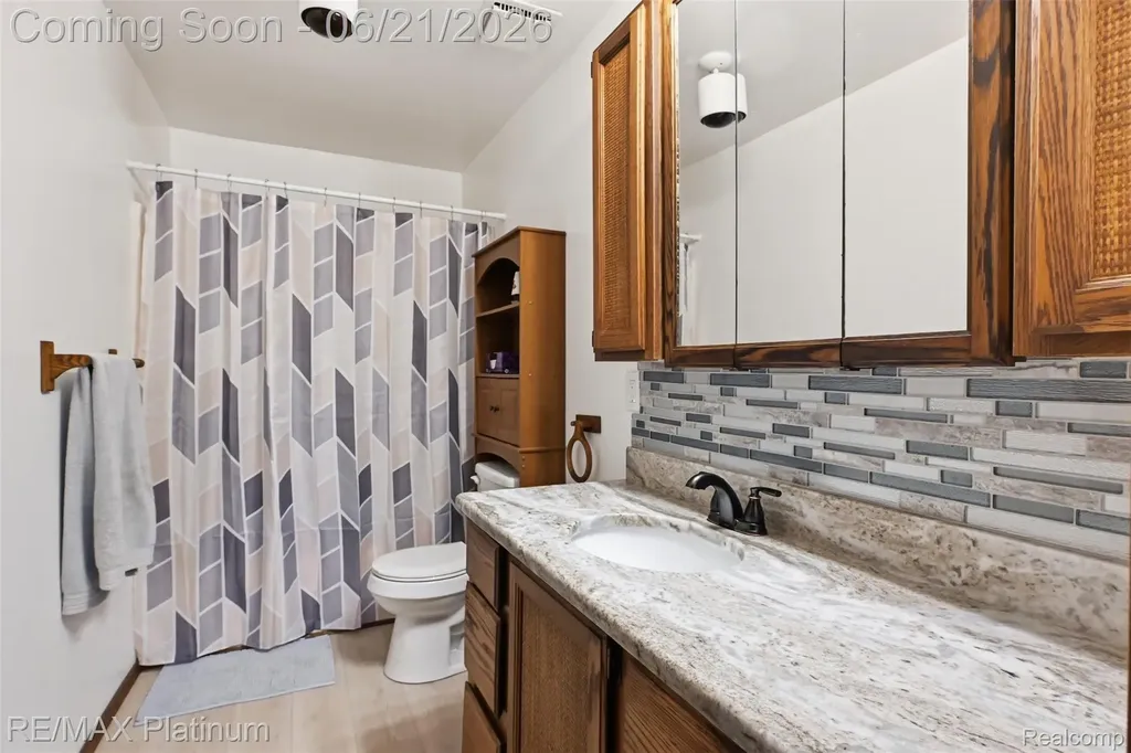 5504 Wildwood Drive Genoa Township MI 48843