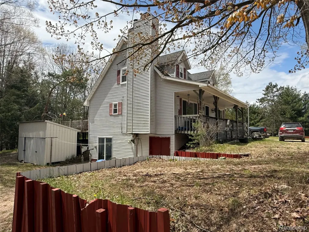 11245 Cedar Road Freeman Township MI 48632