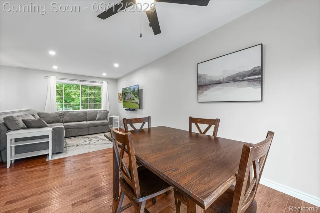 2904 Sun Terrace Drive Hartland Township MI 48353