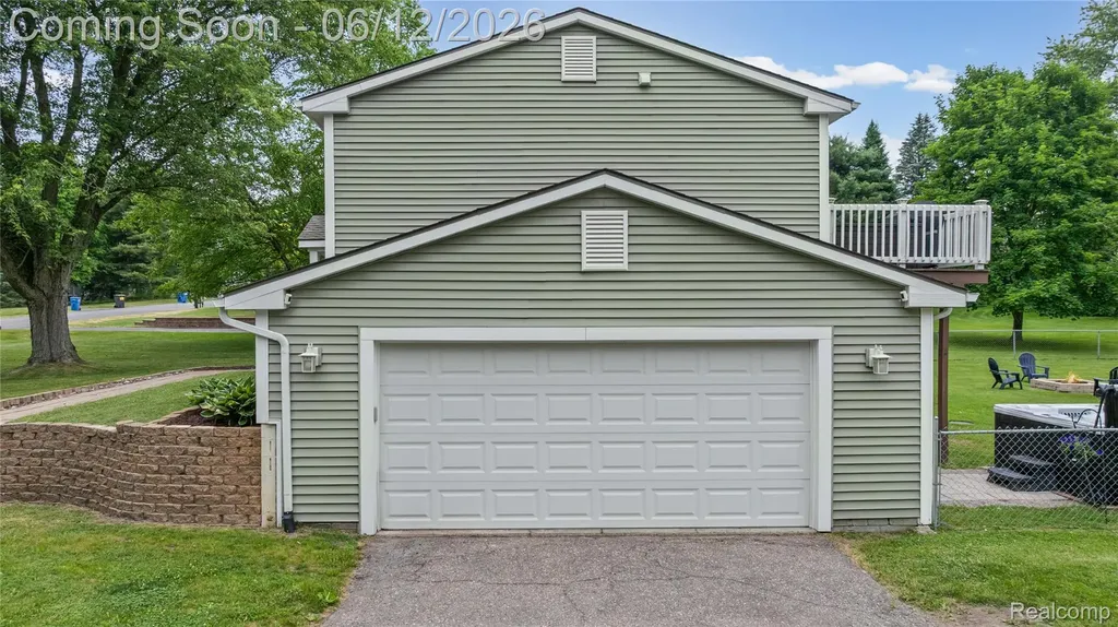 2904 Sun Terrace Drive Hartland Township MI 48353