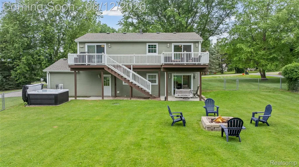 2904 Sun Terrace Drive Hartland Township MI 48353