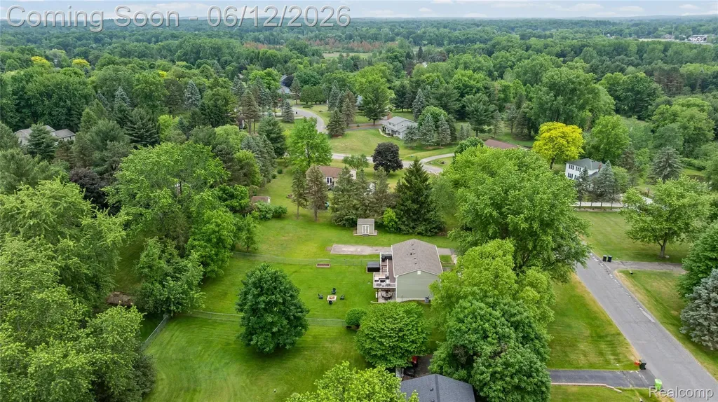 2904 Sun Terrace Drive Hartland Township MI 48353