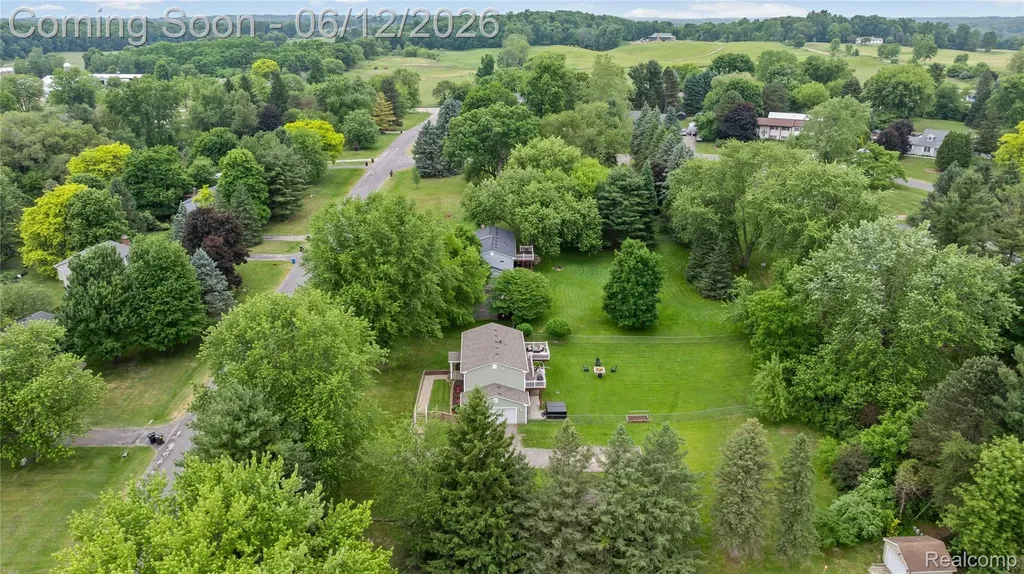 2904 Sun Terrace Drive Hartland Township MI 48353