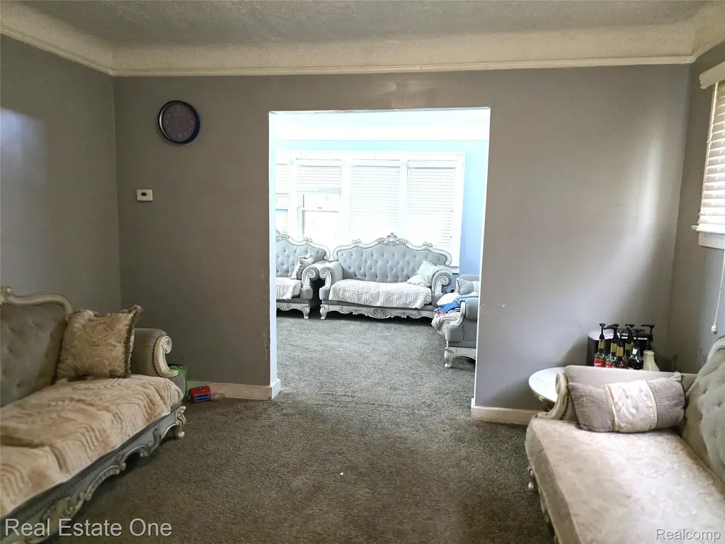 15759 Indiana Street Detroit City MI 48238