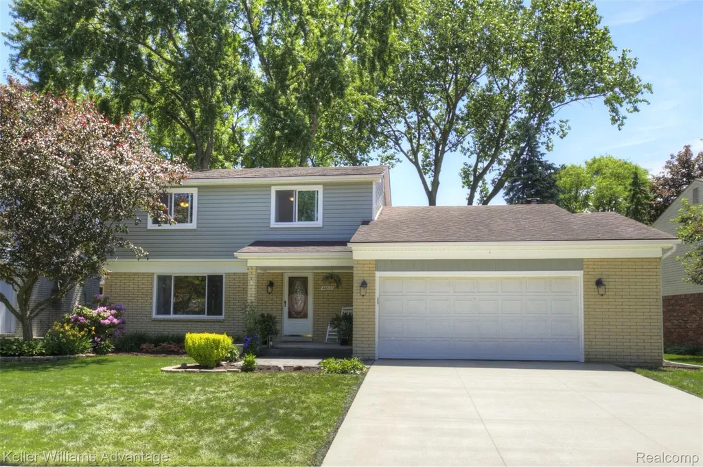 46037 Gainsborough Drive Canton Charter Township MI 48187