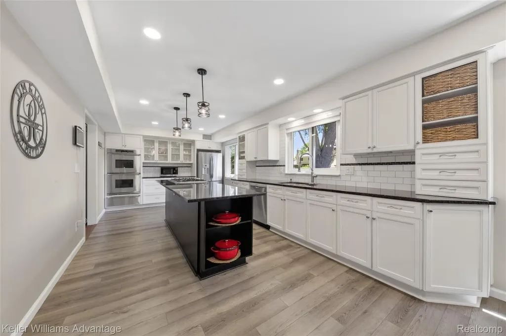 46037 Gainsborough Drive Canton Charter Township MI 48187