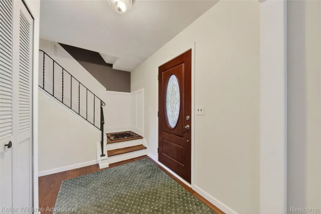 46037 Gainsborough Drive Canton Charter Township MI 48187