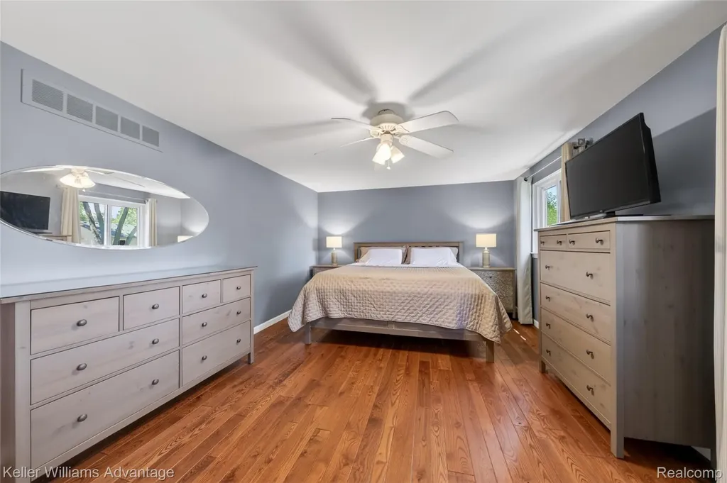46037 Gainsborough Drive Canton Charter Township MI 48187