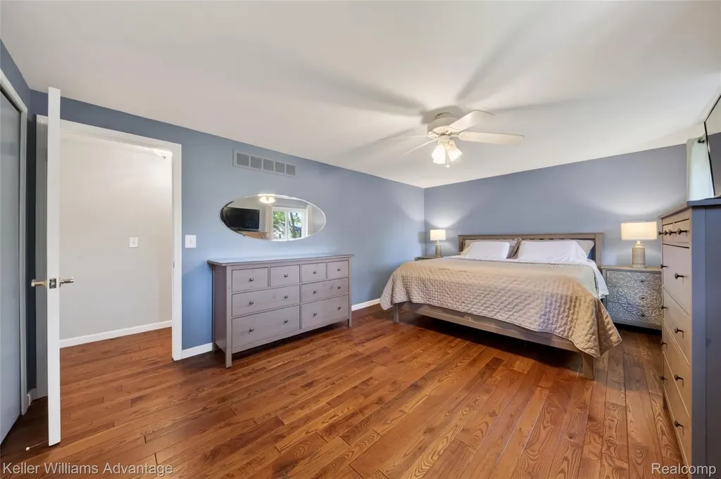 46037 Gainsborough Drive Canton Charter Township MI 48187